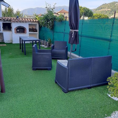 Casa Sveva, A Pochi Passi Dalle Spiagge E Dal Centro Di Arma Di Taggia. Extérieur photo