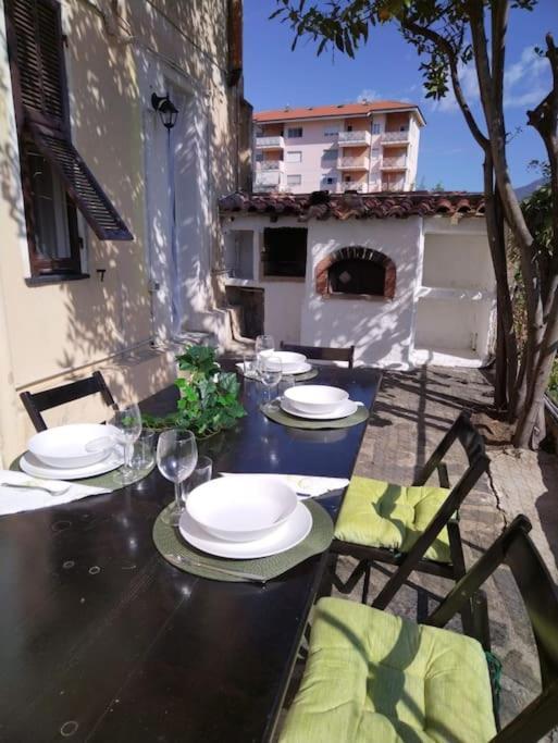 Casa Sveva, A Pochi Passi Dalle Spiagge E Dal Centro Di Arma Di Taggia. Extérieur photo