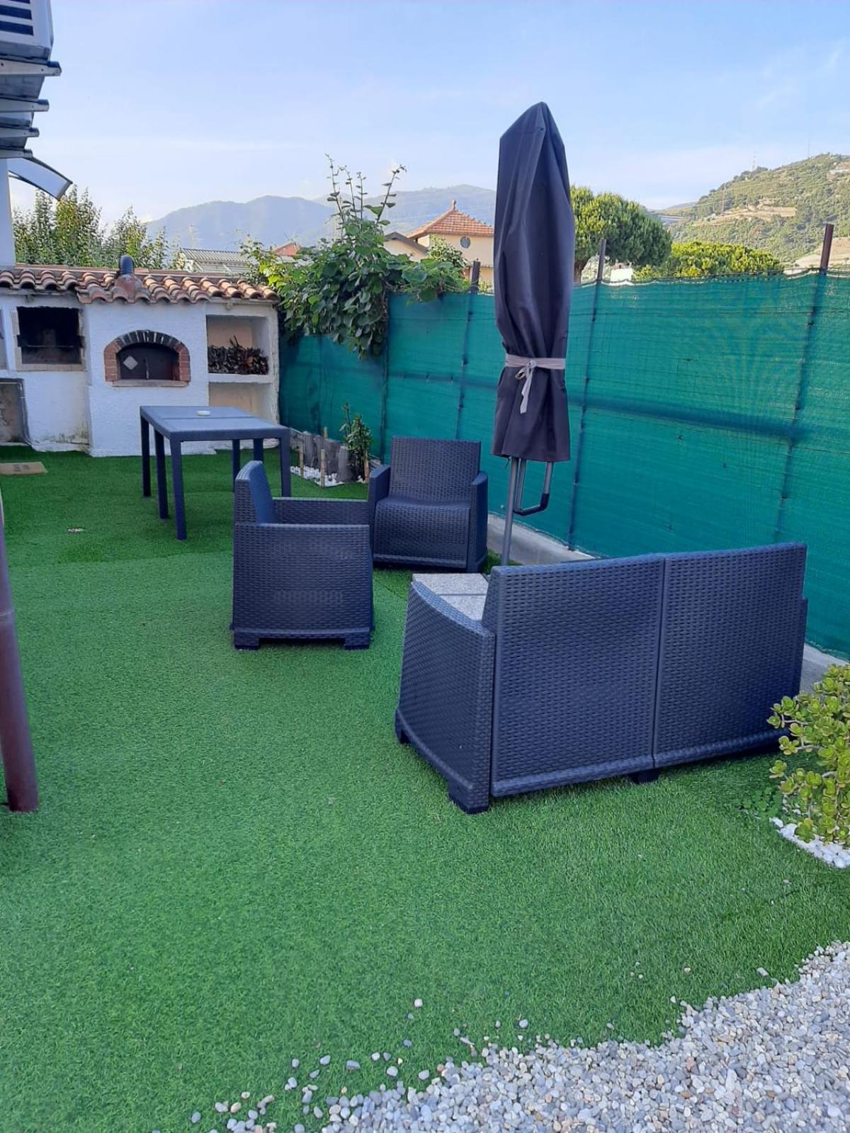 Casa Sveva, A Pochi Passi Dalle Spiagge E Dal Centro Di Arma Di Taggia. Extérieur photo